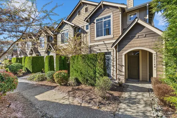 13914 N Pointe Circle #E, Mill Creek, WA 98012