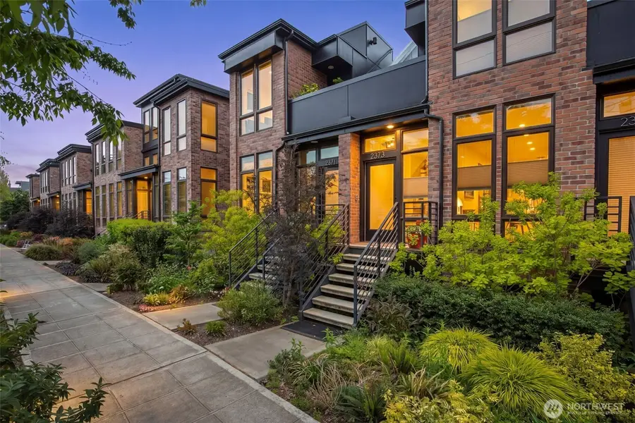 2373 Minor Avenue E, Seattle, WA 98102 - #2