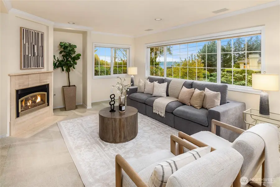 9633 NE 28th Street, Clyde Hill, WA 98004 - #3