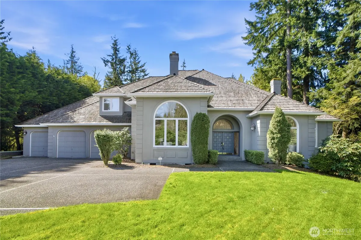 15885 SE 62nd St, Bellevue, WA 98006 - #1