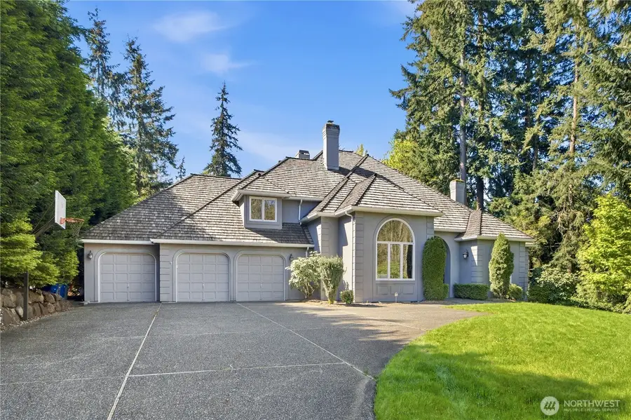 15885 SE 62nd St, Bellevue, WA 98006 - #2