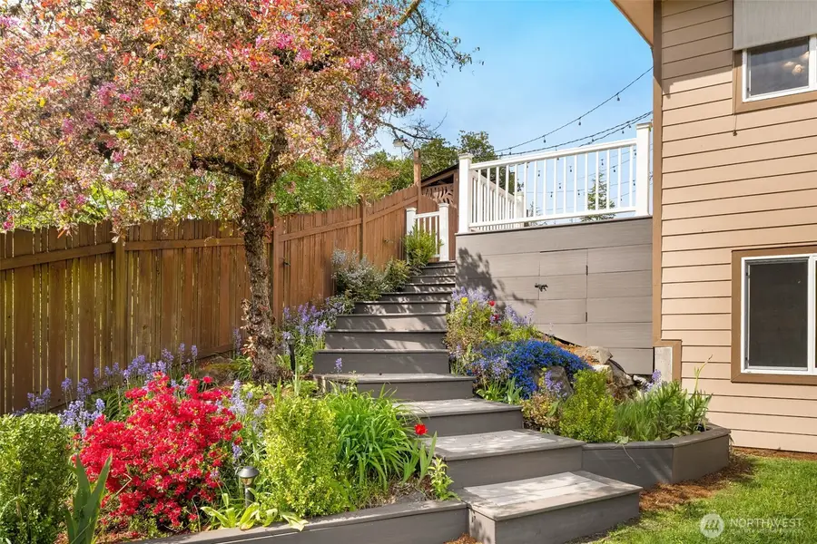 16204 Main Street, Bellevue, WA 98008 - #2