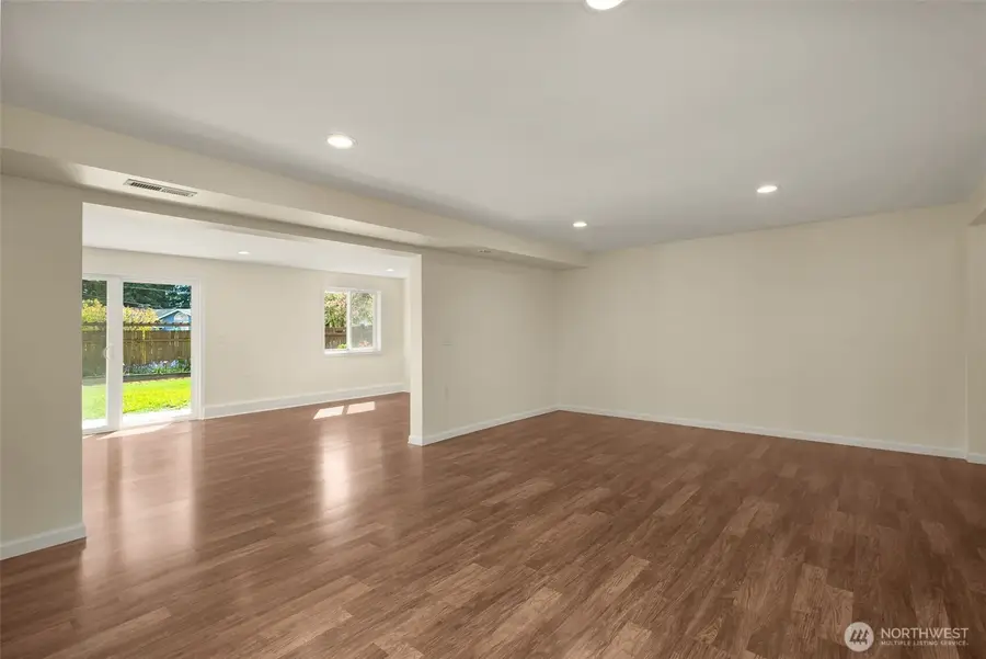 16204 Main Street, Bellevue, WA 98008 - #3