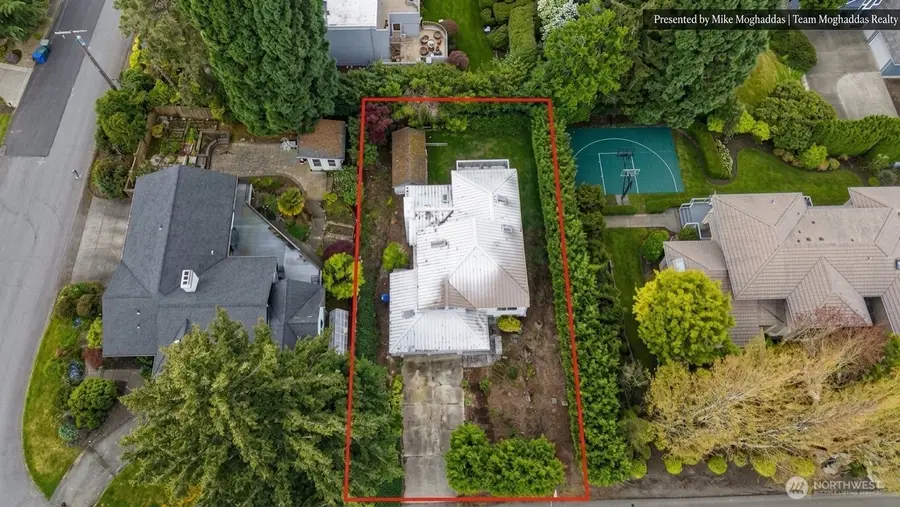2915 98th Avenue Ne, Clyde Hill, WA 98004 - #3