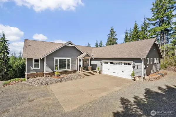341 W Reeves Hill Drive, Shelton, WA 98584