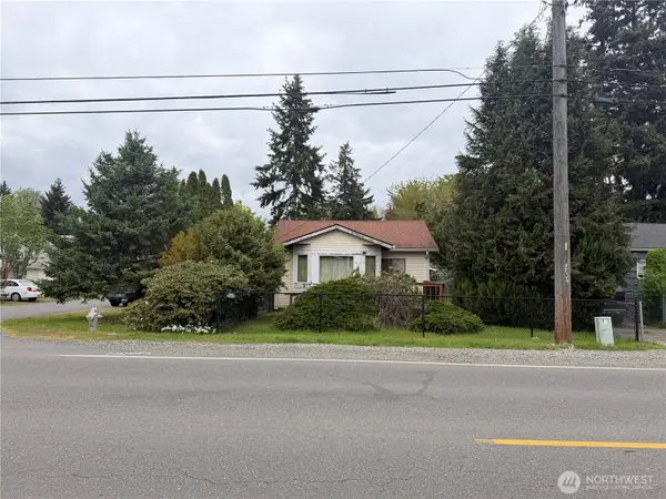821 108th Street S, Tacoma, WA 98444