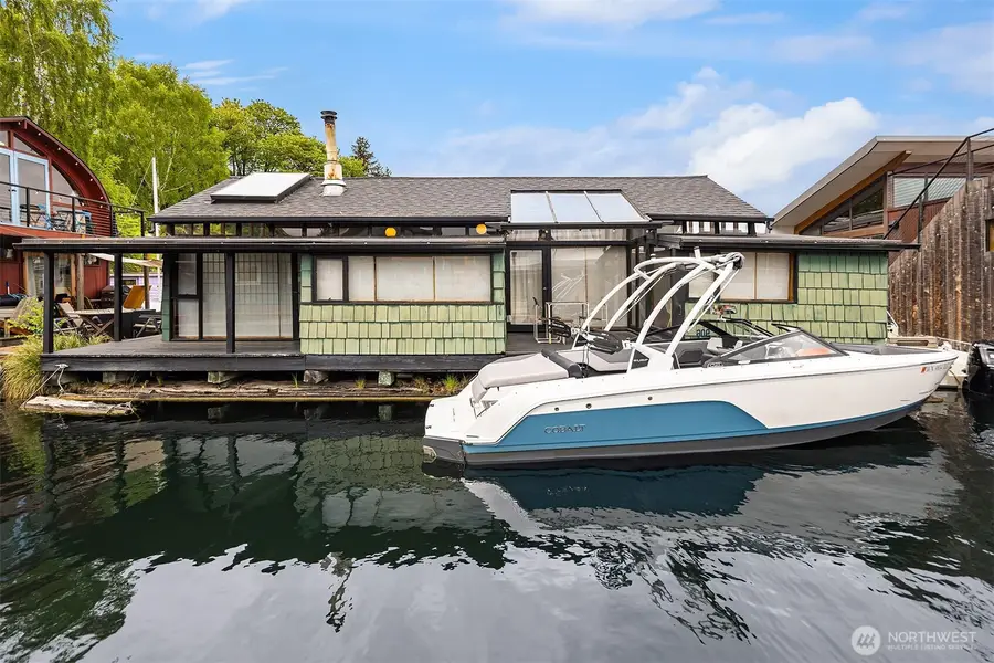 3130 Portage Bay Place E #C, Seattle, WA 98102 - #2