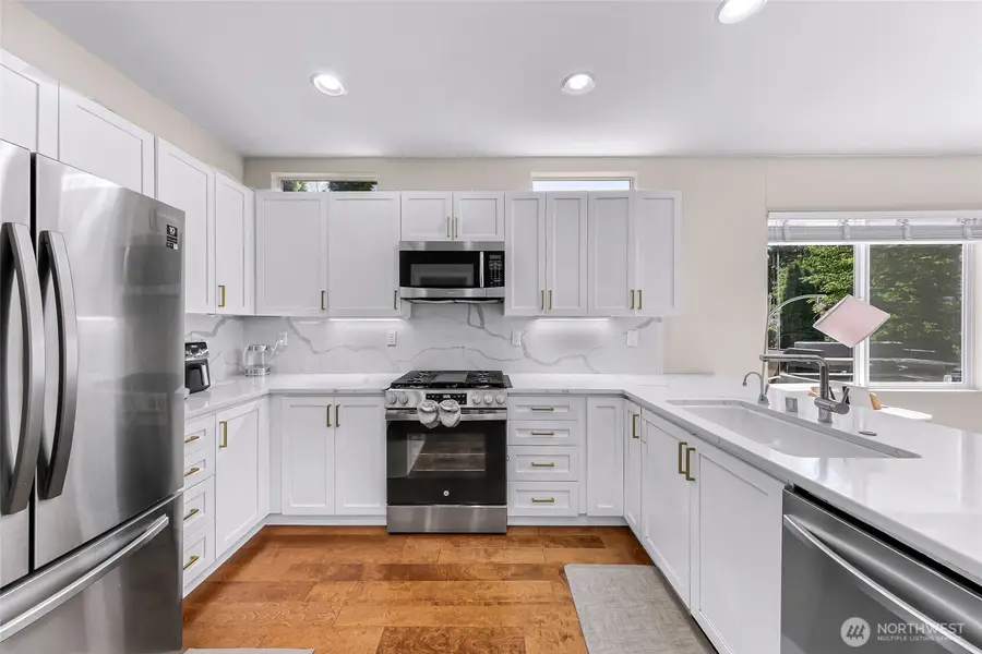 23977 SE 10th Street, Sammamish, WA 98075 - #2