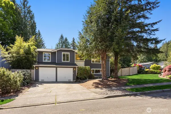 17703 NE 34th Street, Redmond, WA 98052