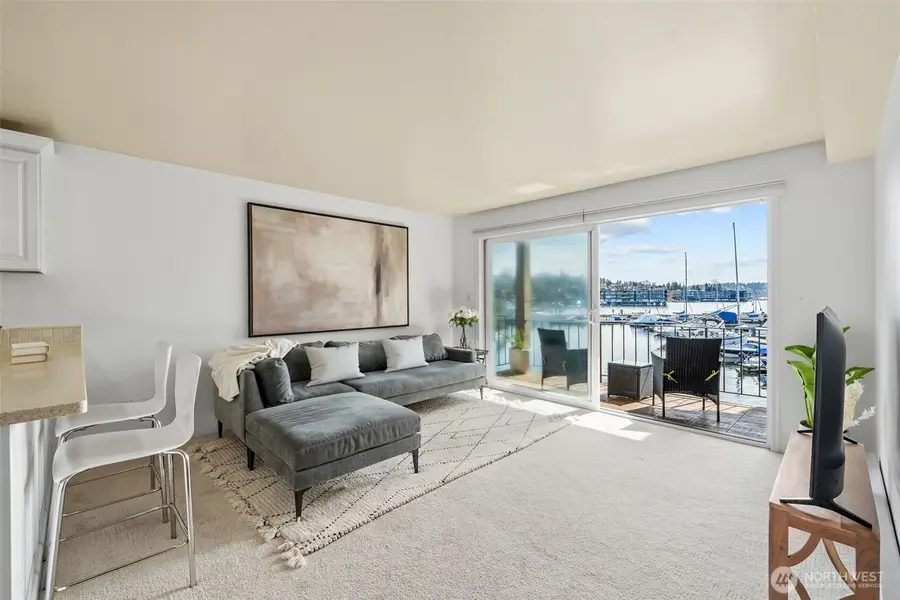 65 Kirkland Avenue #202, Kirkland, WA 98033 - #2