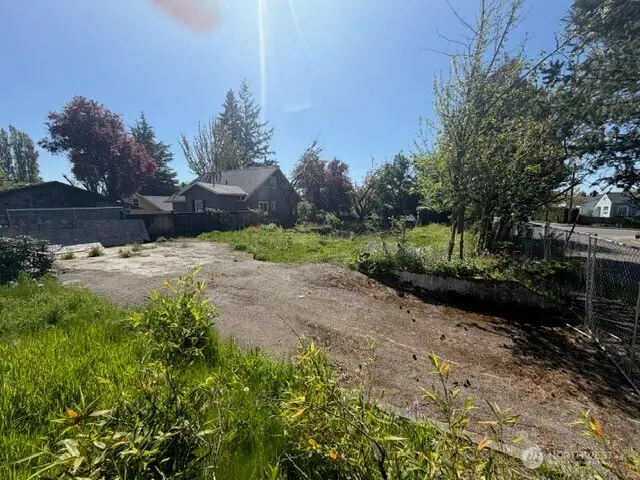 2416 11th Street, Bremerton, WA 98312 - #1