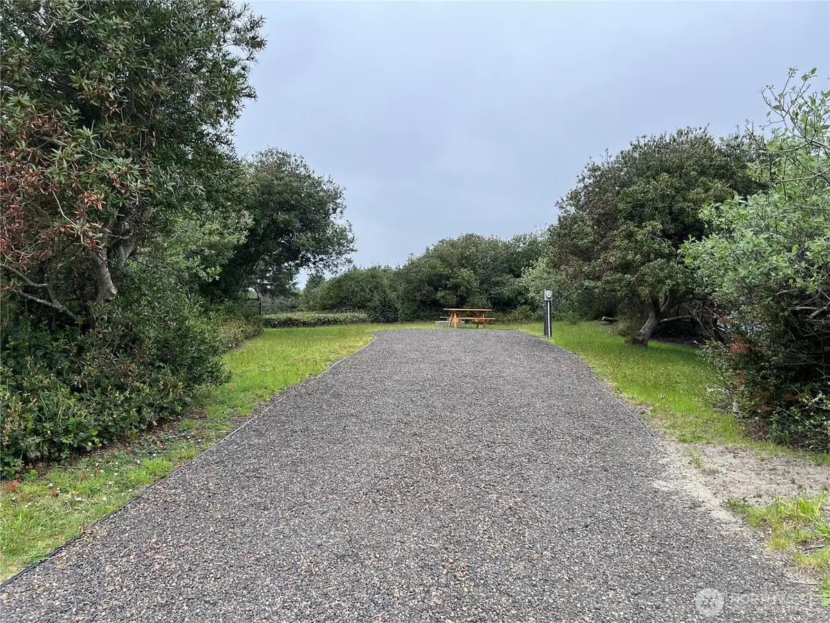 368 Marine View Drive Sw, Ocean Shores, WA 98569 - #1
