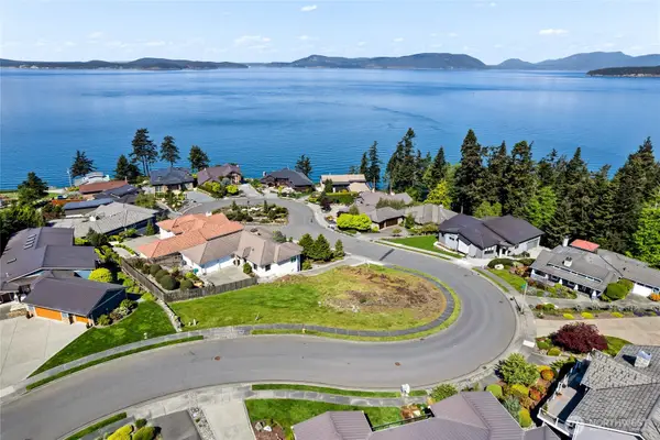 2414 Washington Court #17, Anacortes, WA 98221