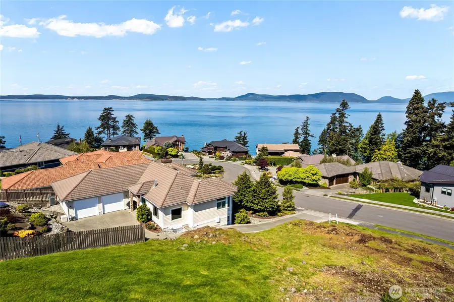 2414 Washington Court #17, Anacortes, WA 98221 - #3