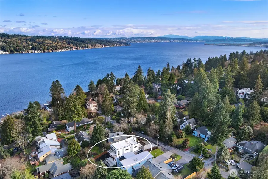 4224 NE 124th Street, Seattle, WA 98125 - #2