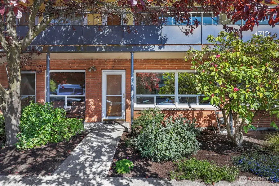 4710 Dayton Avenue N #2, Seattle, WA 98103 - #2
