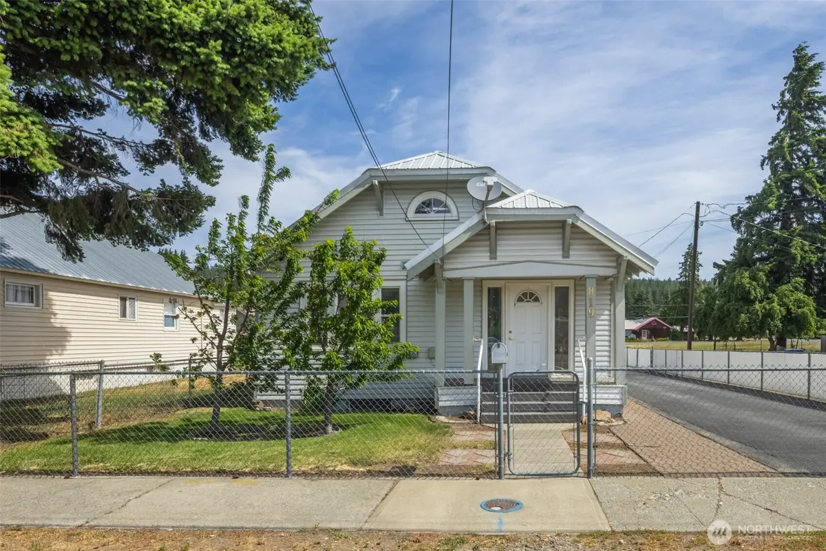 819 1st Street, Cle Elum, WA 98922 - #1