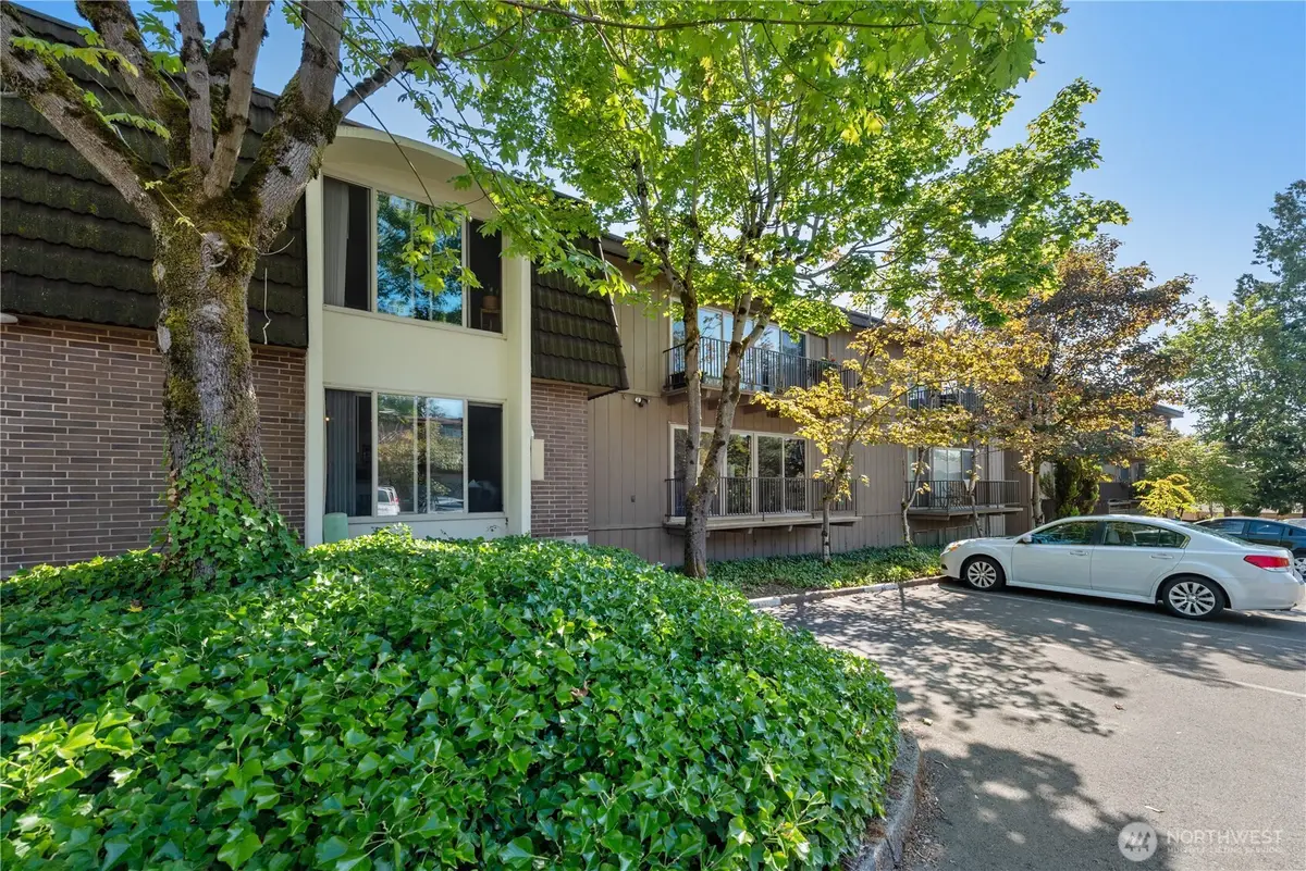 11006 NE 68th Street #812, Kirkland, WA 98033 - #1