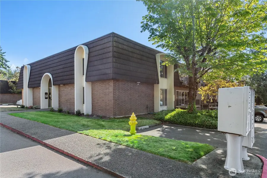 11006 NE 68th Street #812, Kirkland, WA 98033 - #2