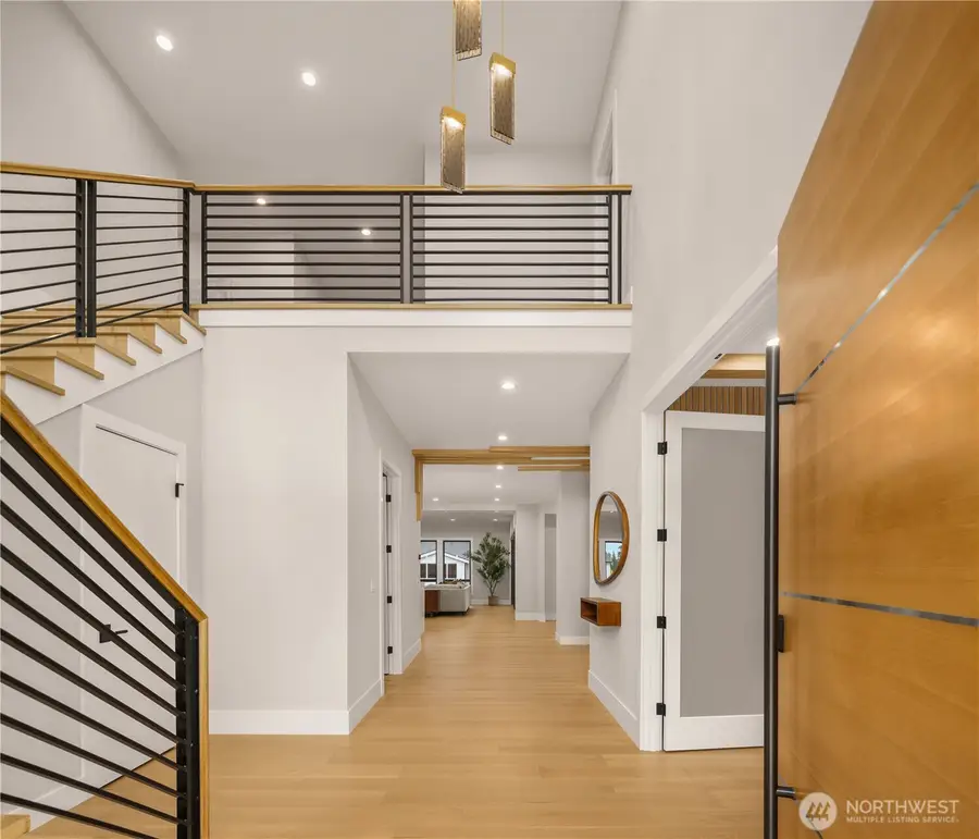 1630 104th Avenue Se, Bellevue, WA 98004 - #3