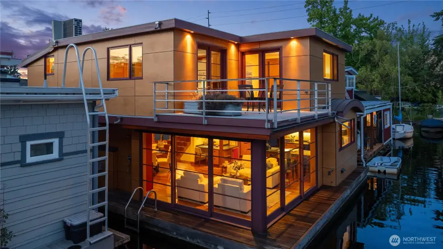 2339 Fairview Avenue E #L, Seattle, WA 98102 - #3