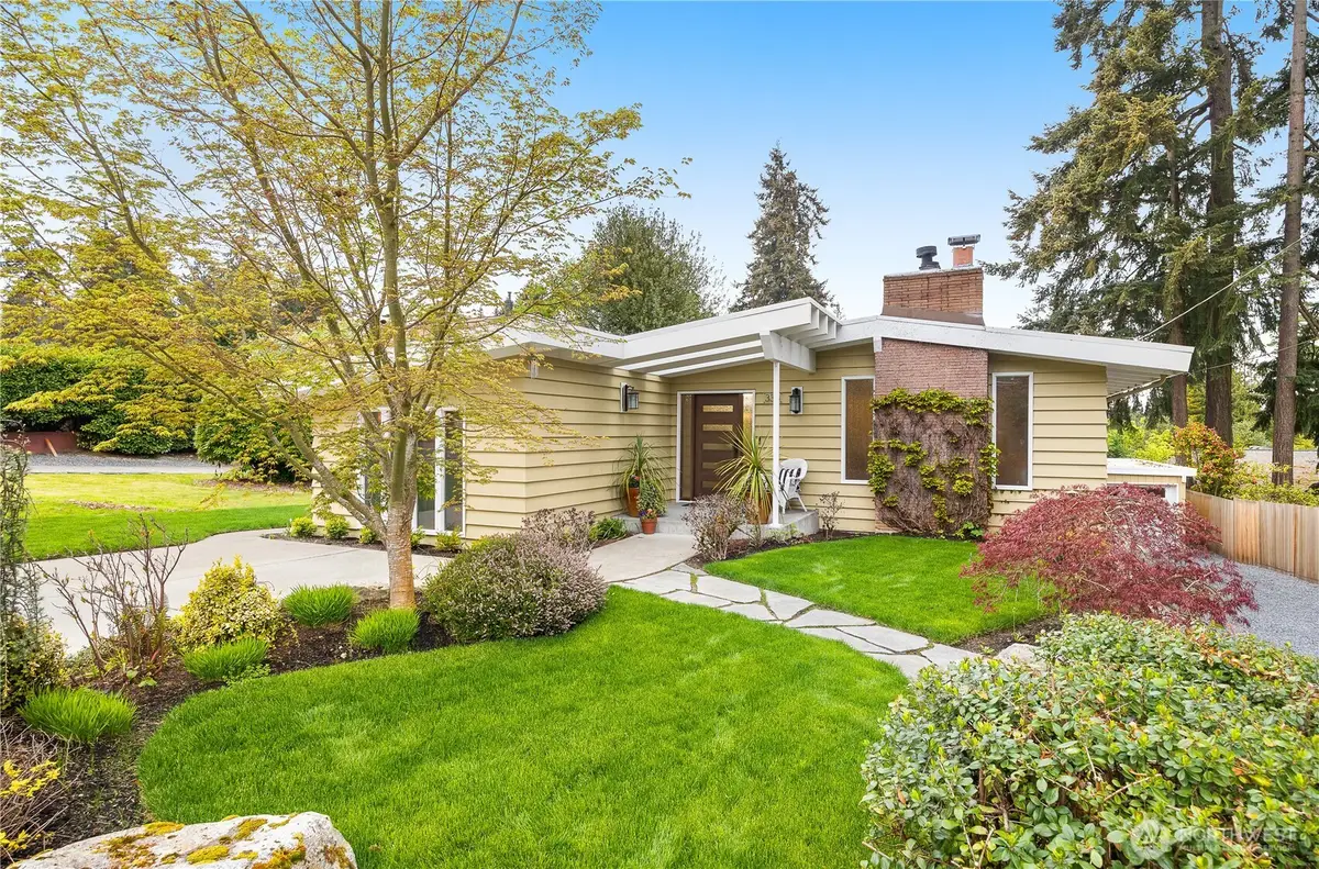 336 N 160th Street, Shoreline, WA 98133 - #1
