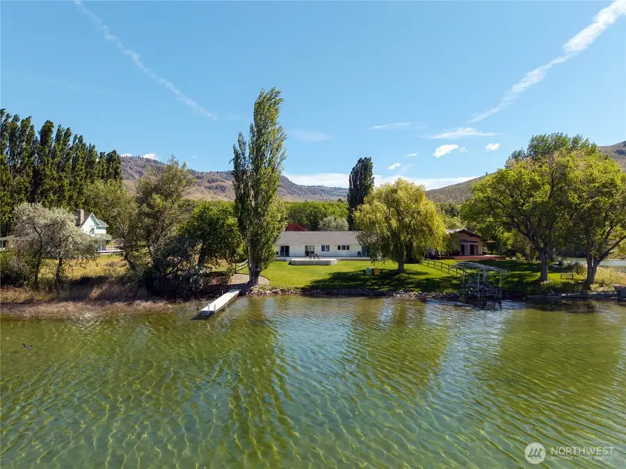 428 Eastlake Road, Oroville, WA 98844 - #2