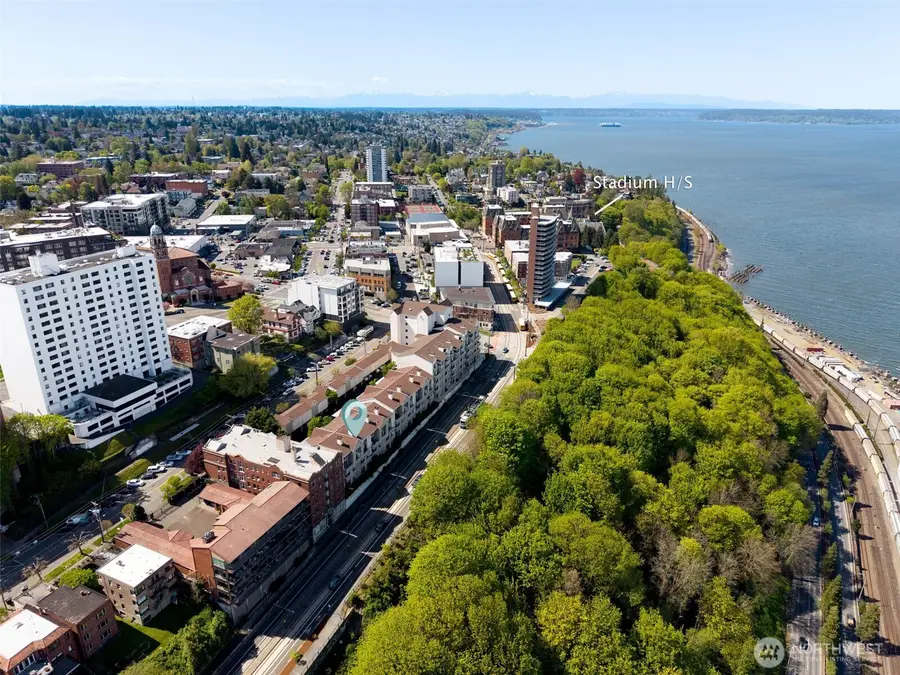 1 Broadway #302, Tacoma, WA 98402 - #2