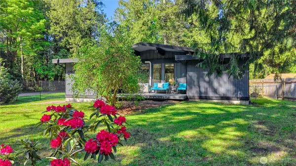 2240 Cedar Point Drive, Point Roberts, WA 98281