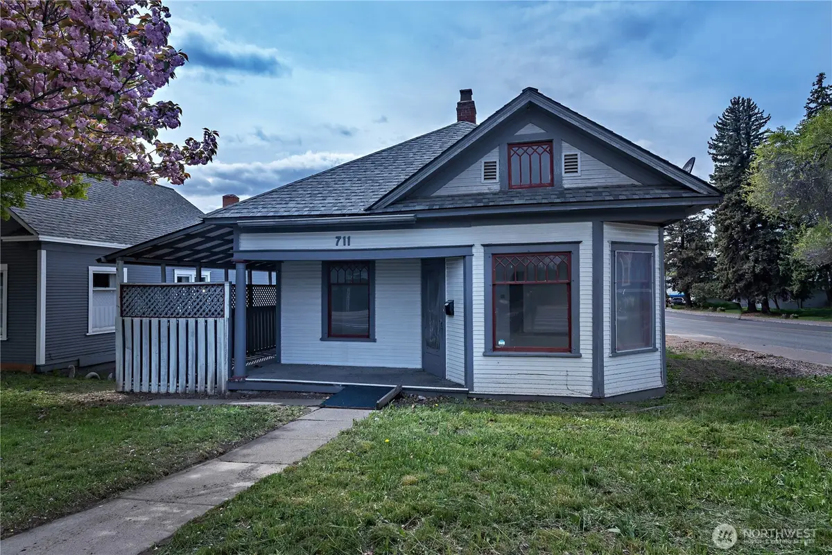 711 N Water Street, Ellensburg, WA 98926 - #1