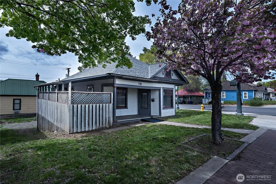 711 N Water Street, Ellensburg, WA 98926 - #2