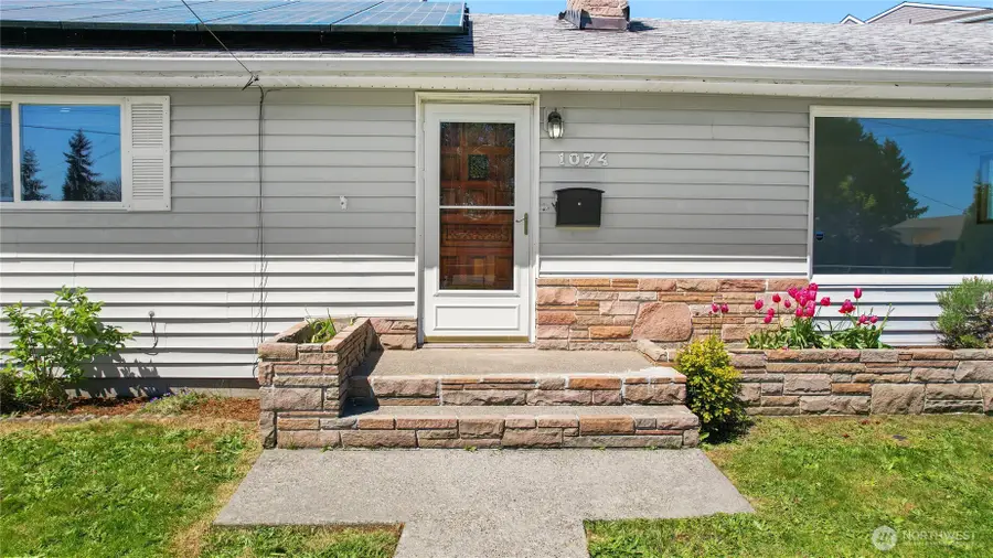 1074 Walnut Street, Bremerton, WA 98310 - #2