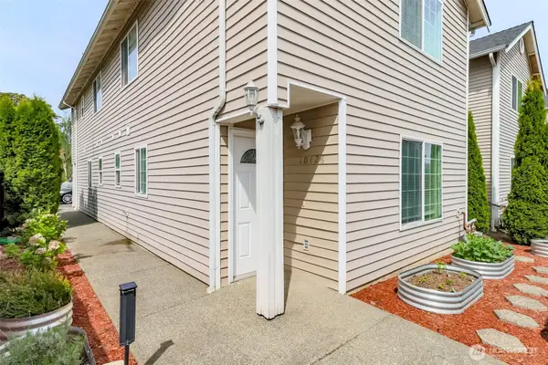 10426 17th Avenue Sw #10426, Seattle, WA 98146