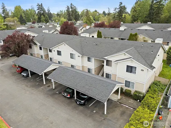 10010 Golden Given Road E #4, Tacoma, WA 98445