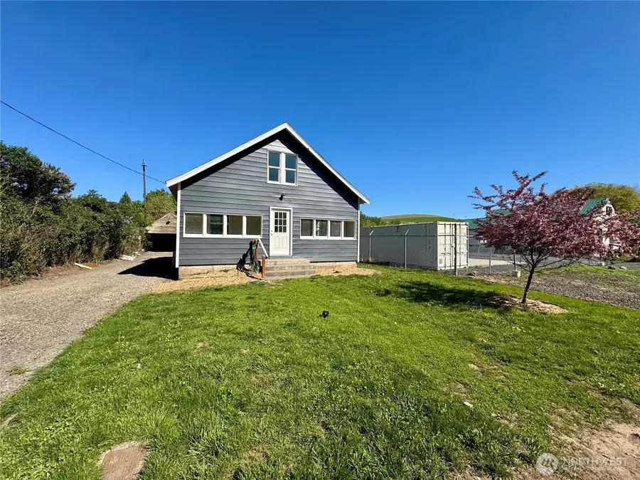 725 E Patit Avenue, Dayton, WA 99328 - #2