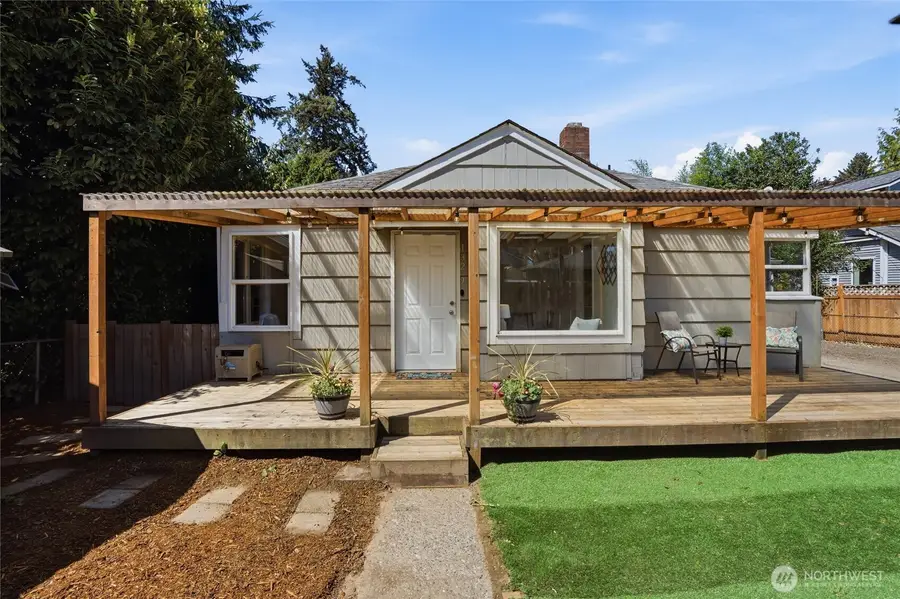 1329 N Cambrian Avenue, Bremerton, WA 98312 - #2