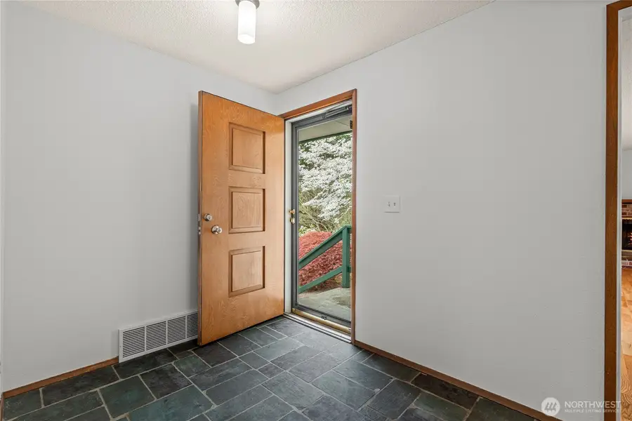 1511 S Macarthur Street, Tacoma, WA 98465 - #2