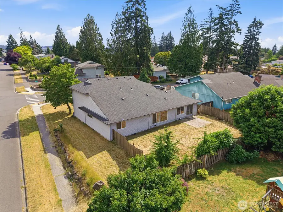2735 26th Street Se, Auburn, WA 98002 - #3