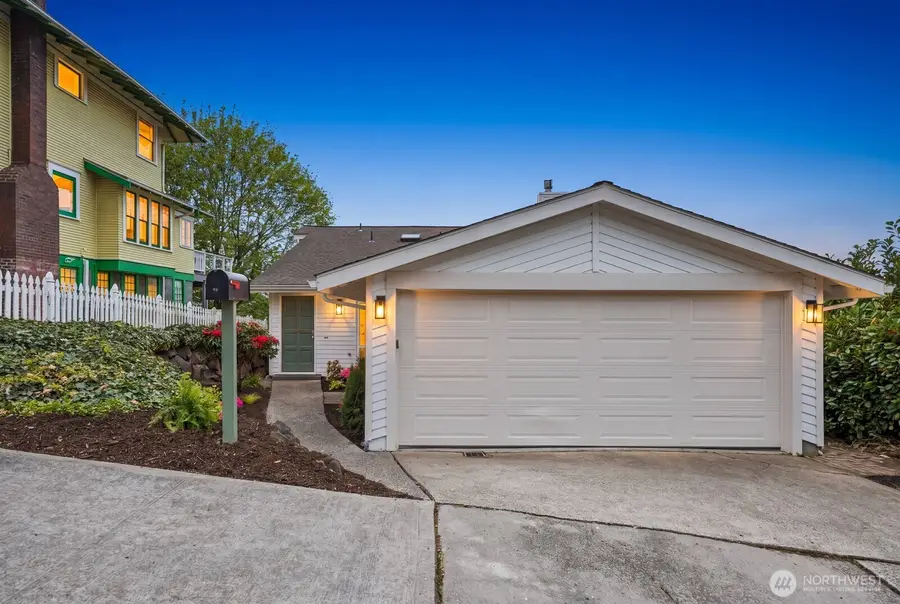 411 Cedar Ave S, Renton, WA 98057 - #2