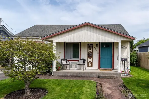2928 Dover Street, Longview, WA 98632