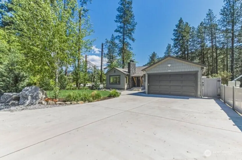 1221 Commercial, Leavenworth, WA 98826 - #3