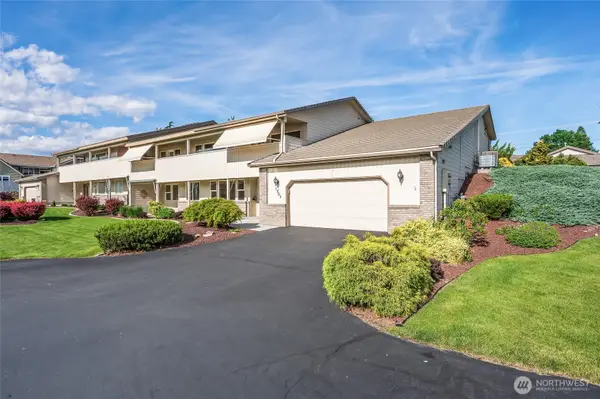 1380 Eastmont Avenue #1203, East Wenatchee, WA 98802