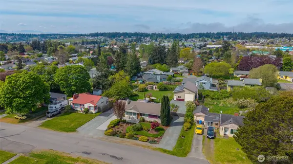 347 SE Glencoe Street, Oak Harbor, WA 98277