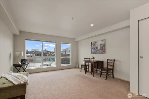 2818 Grand Avenue #B401, Everett, WA 98201
