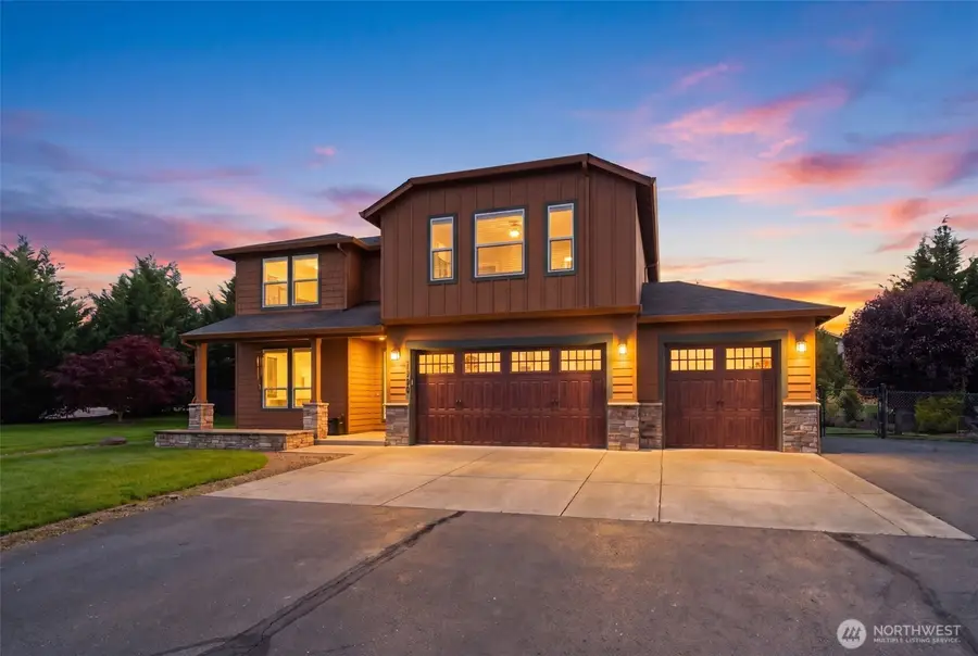 1506 NW 339th Street, La Center, WA 98629 - #2