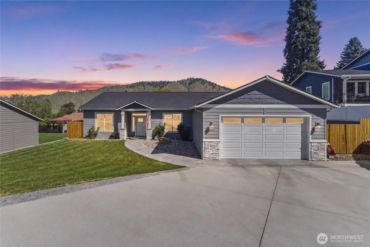 105 Newberry Street, Cashmere, WA 98815 - #1