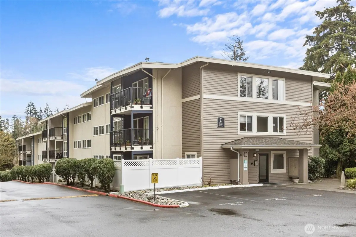 12631 NE 9th Place #C205, Bellevue, WA 98005 - #1