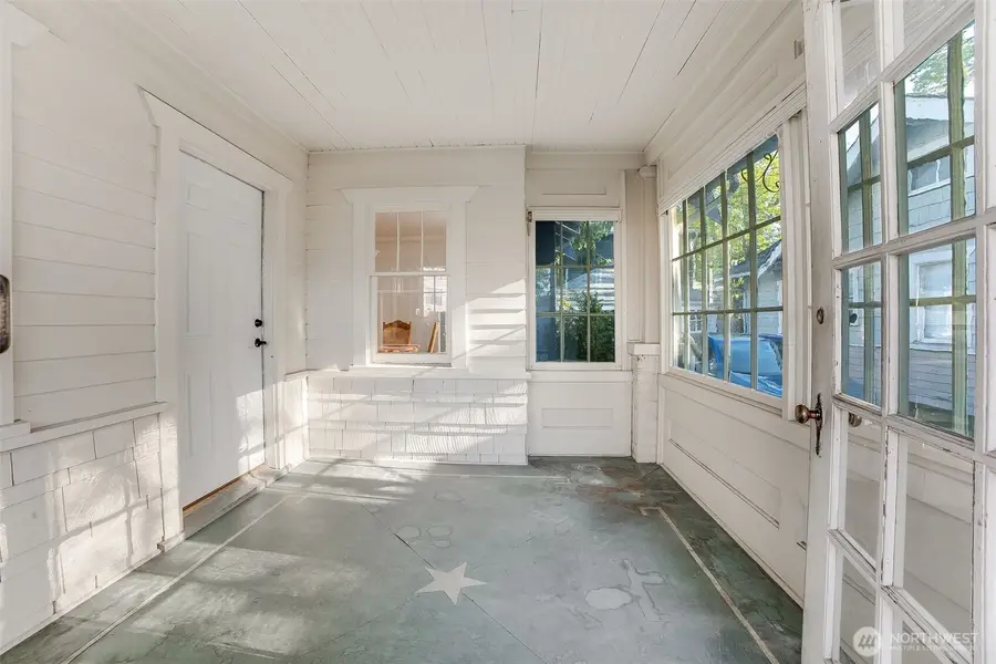 1218 S 4th Street, Tacoma, WA 98405 - #3