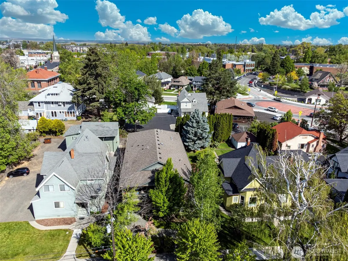 327 E Birch Street, Walla Walla, WA 99362 - #1