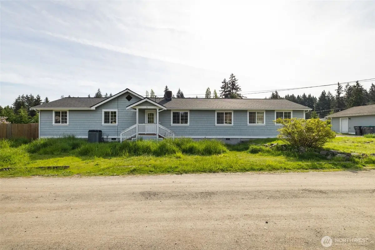 2595 Griffiths Lane Se, Port Orchard, WA 98366 - #1